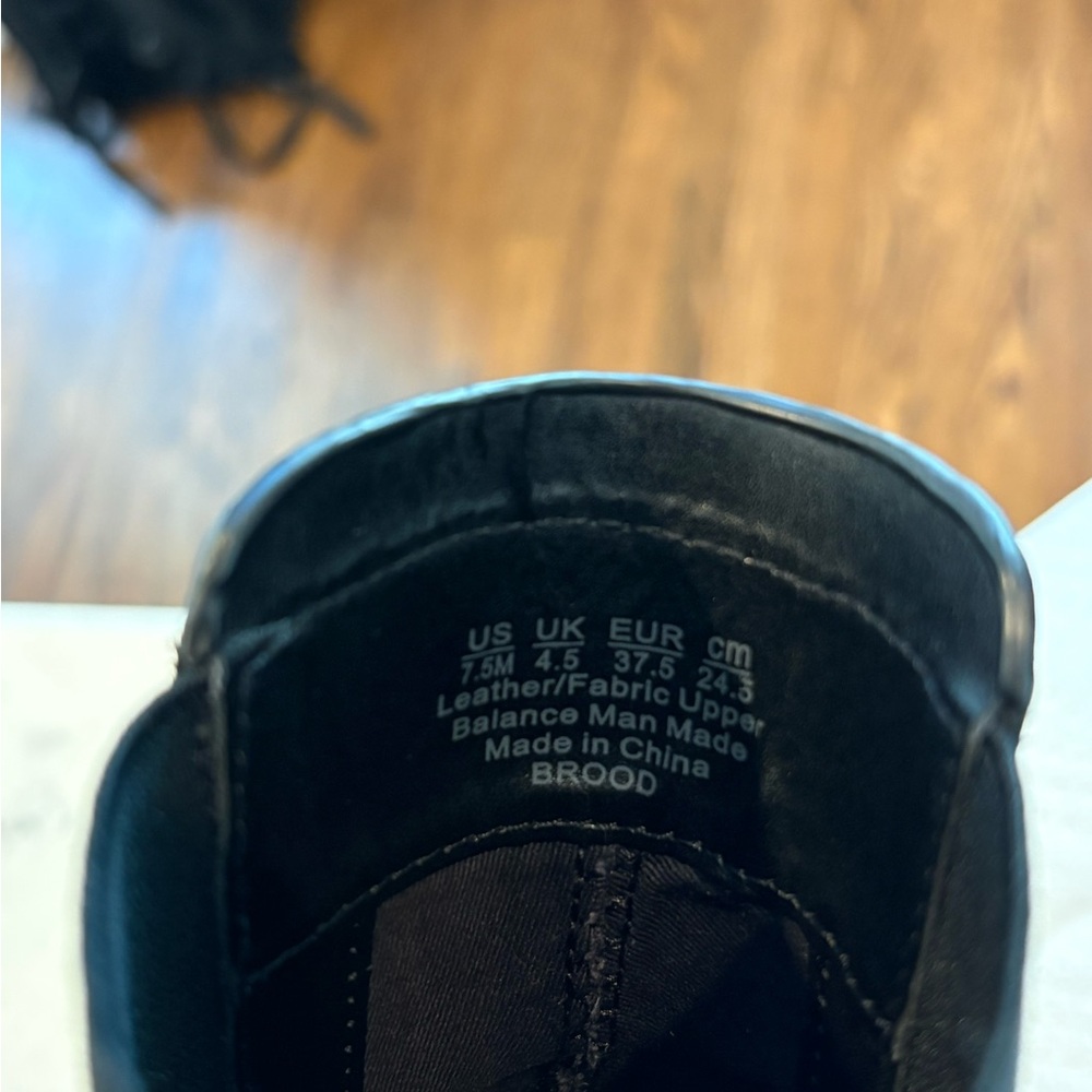 Franco Sarto woman’s Black Boots - Picture 4 of 4